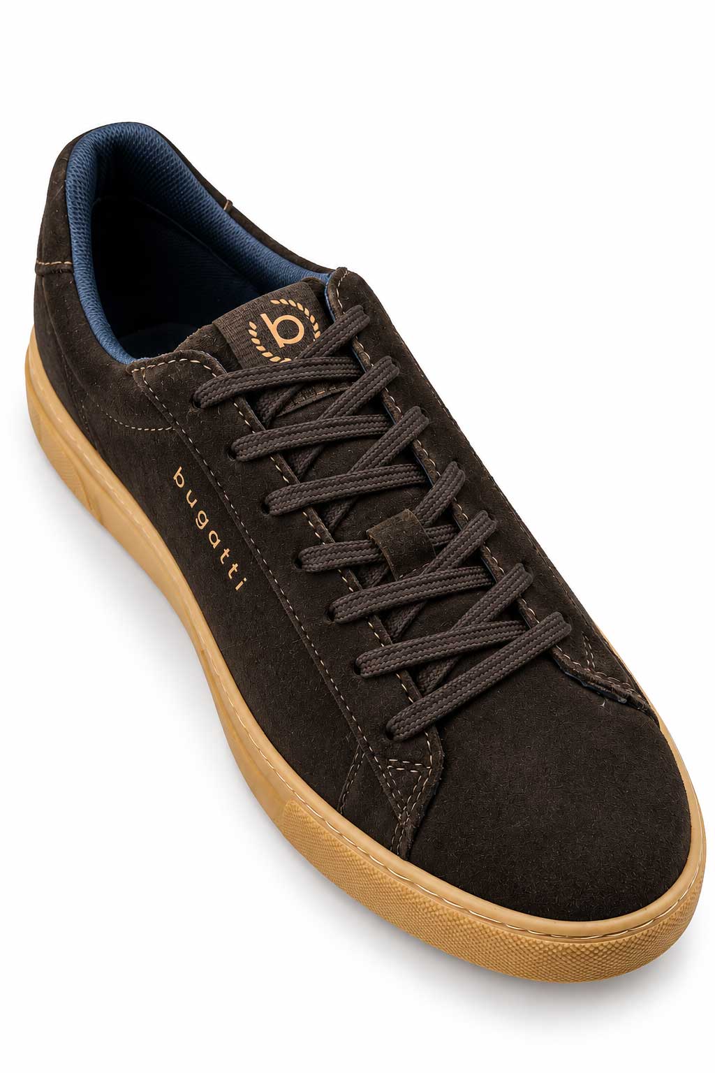 Sneaker-marrone-indossata-