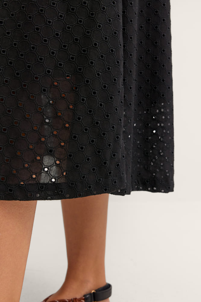 bug_W1431_14813_290_model-f_1565